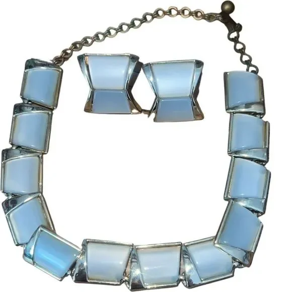 Vintage Charel Statement Necklace & Clip Earrings Set Jewelry White